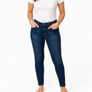 Frank Lyman Skinny Jeans Medium Blue Stretch Denim Slim Fit Classic Casualcore